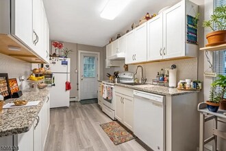 25 3rd St in Frenchtown, NJ - Building Photo - Building Photo