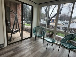 8131 Needwood Rd, Unit T101 in Derwood, MD - Foto de edificio - Building Photo