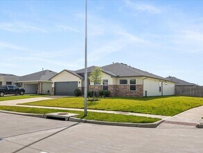 1702 Maclane Ct in Richmond, TX - Building Photo - Building Photo