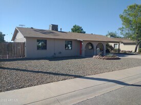 13802 N 17th Ave in Phoenix, AZ - Building Photo