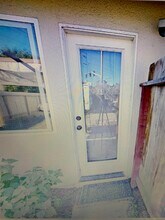 4812 Kelly Dr in Carlsbad, CA - Foto de edificio - Building Photo