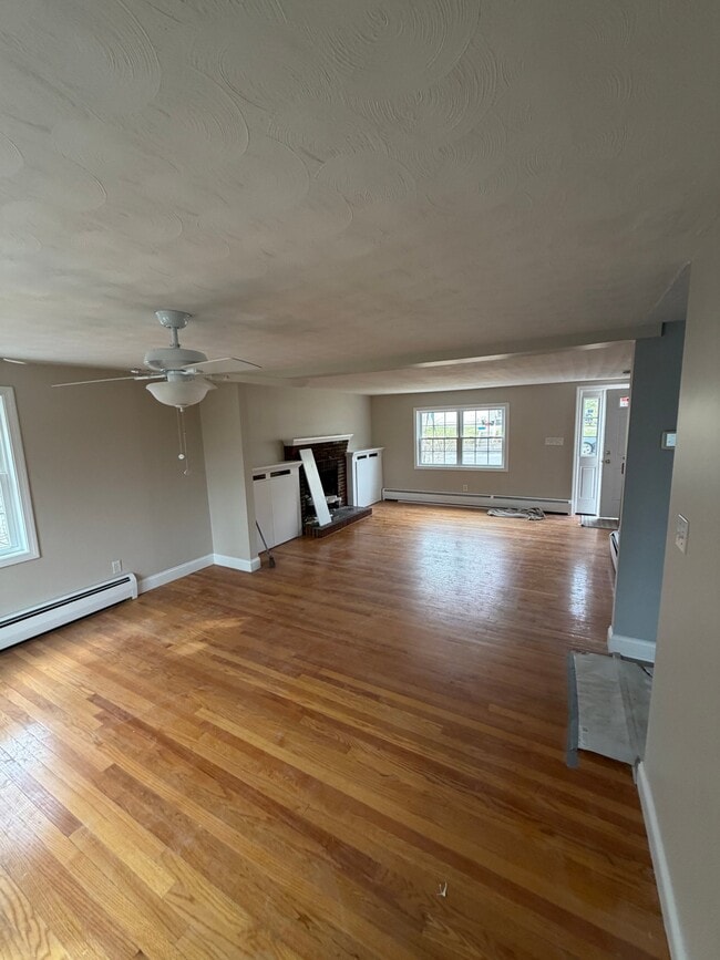 51 Edgeworth St in Worcester, MA - Building Photo - Building Photo