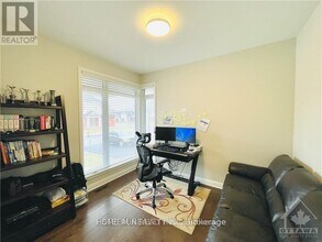 126 Escarpment Cres in Ottawa, ON - Building Photo - Building Photo