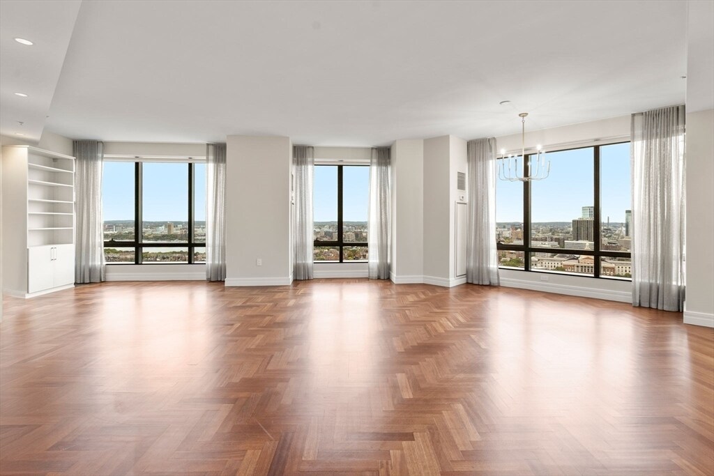1 Avery St in Boston, MA - Building Photo