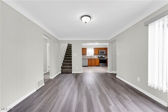 6309 Archmere Ave in Brooklyn, OH - Building Photo - Building Photo