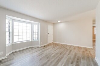 1224 N 1000 W in Clinton, UT - Foto de edificio - Building Photo