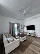 428 Miramar Ave in Davenport, FL - Building Photo - Building Photo