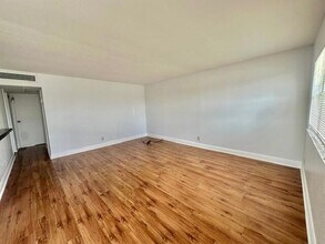 457 Brittany Dr in Delray Beach, FL - Building Photo - Building Photo