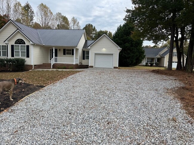 4308 Shadowmoss Ct in Franklinton, NC - Building Photo - Building Photo