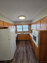 4844 Hickory St in Omaha, NE - Building Photo - Building Photo