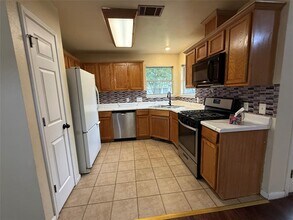 14517 Oliphant St in Austin, TX - Building Photo - Building Photo