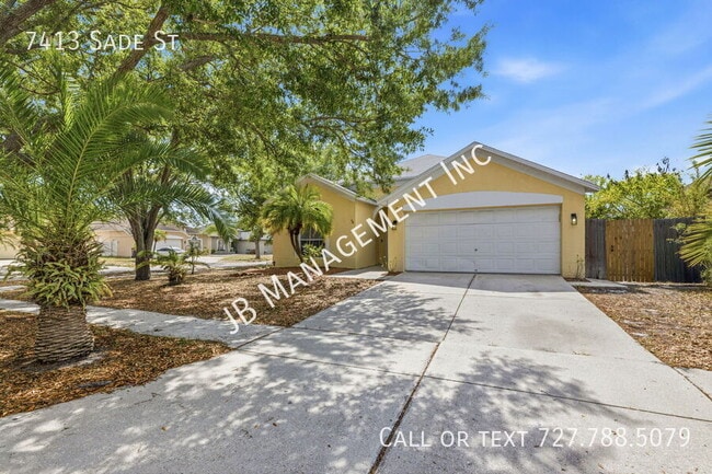 7413 Sade St in Tampa, FL - Building Photo - Building Photo