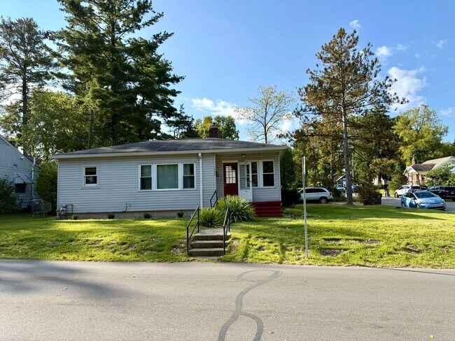 1600 E 2nd St in Bloomington, IN - Building Photo - Building Photo