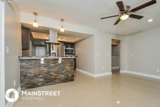 3818 Southview Dr in Brandon, FL - Building Photo - Building Photo