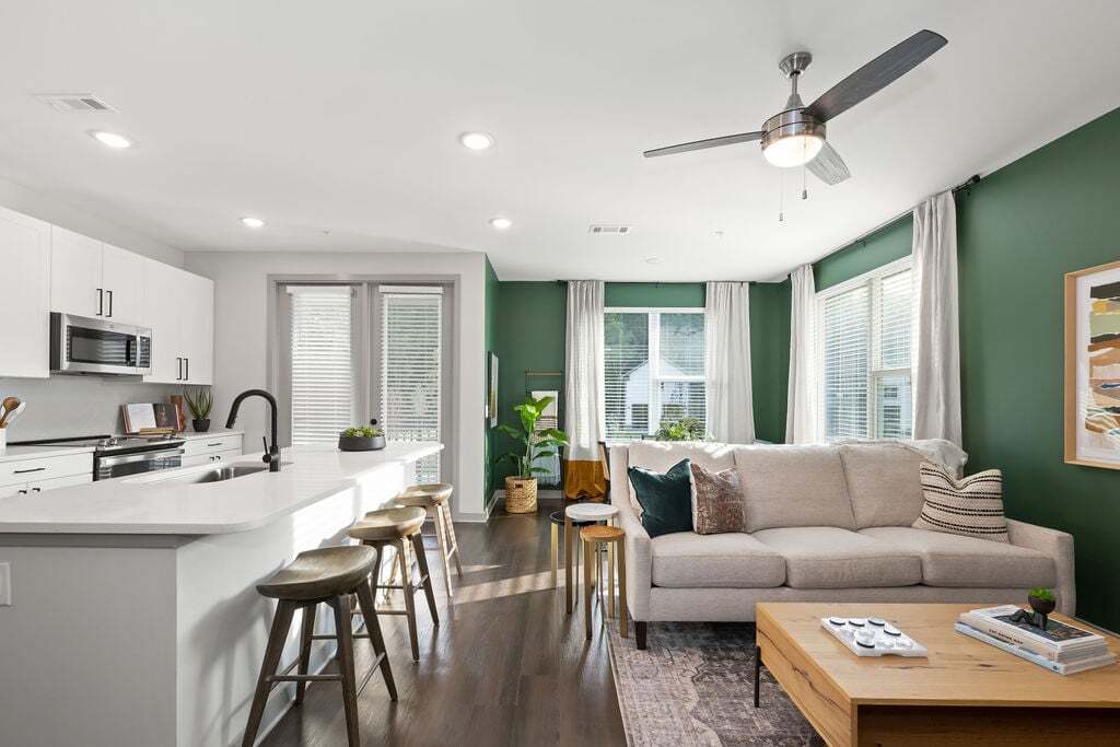 Axis at the Park in Charlotte, NC - Building Photo