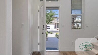 2346 Vaca Way in Merced, CA - Building Photo - Building Photo