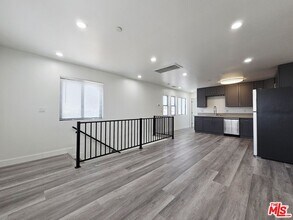 4112 1/2 Normandie Ave in Los Angeles, CA - Building Photo - Building Photo