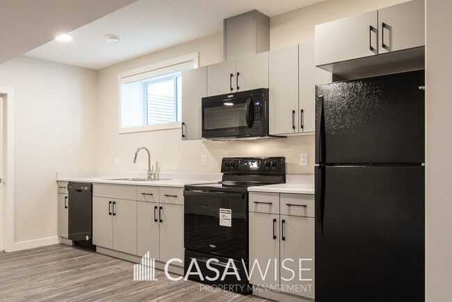 property at 570 Kleins Cres