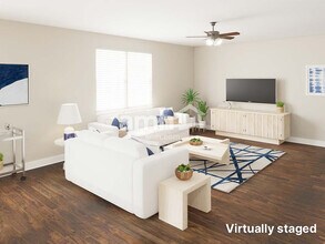 143 Spruce Cir in Dallas, GA - Foto de edificio - Building Photo