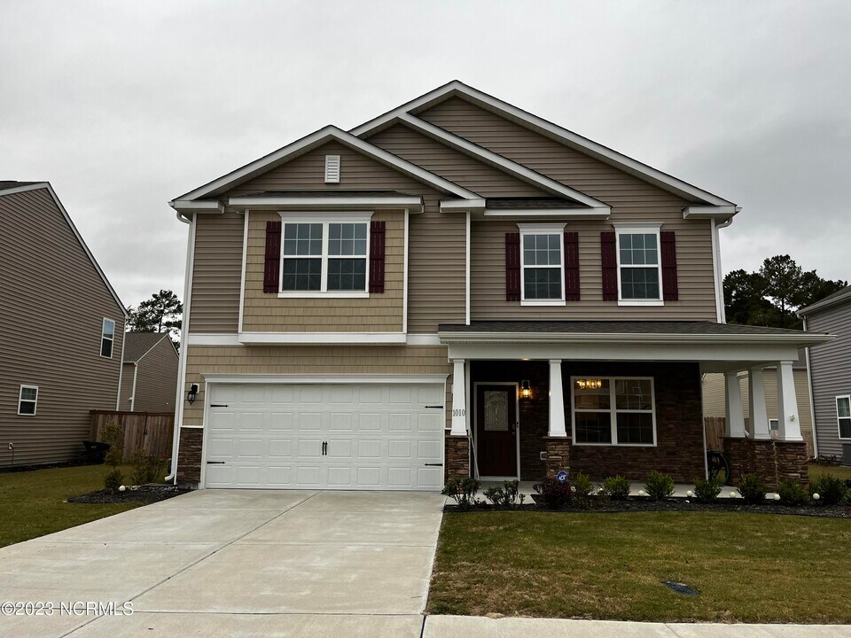1010 Kellie Ct in New Bern, NC - Building Photo
