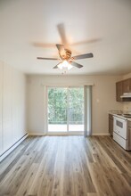 200 Marlene Ct-Unit -04 in Wauconda, IL - Building Photo - Building Photo