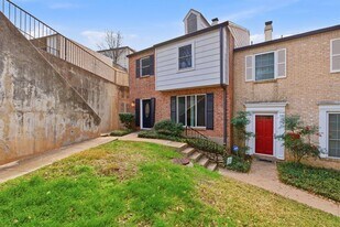 6631 Valleyside Rd in Austin, TX - Building Photo