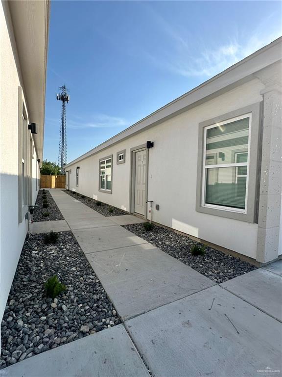740 N Alamo Rd in Alamo, TX - Building Photo - Building Photo