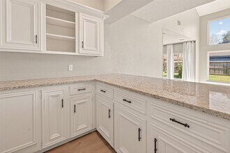 1709 Coles Farm Dr in Sugar Land, TX - Building Photo - Building Photo