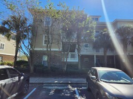 302 Kiskadee Loop in Conway, SC - Building Photo