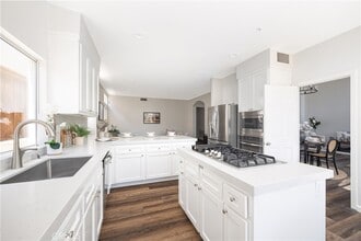 2329 Canyon View Glen in Escondido, CA - Building Photo - Building Photo