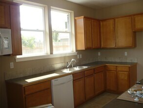 1110 NW 27th St in Corvallis, OR - Building Photo - Building Photo