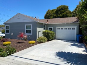 10 Beresford Ct in San Mateo, CA - Building Photo - Building Photo