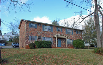 409-411 Ocala Dr in Knoxville, TN - Building Photo - Building Photo