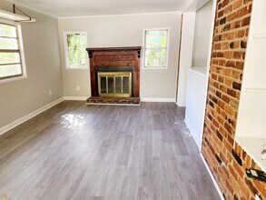 1808 Meadowglades Dr in Decatur, GA - Building Photo - Building Photo