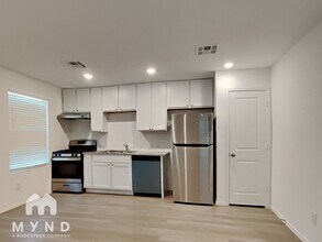 14731 Southton Basin in San Antonio, TX - Foto de edificio - Building Photo