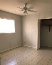 1127-1127 MacArthur St in Rosenberg, TX - Building Photo - Building Photo