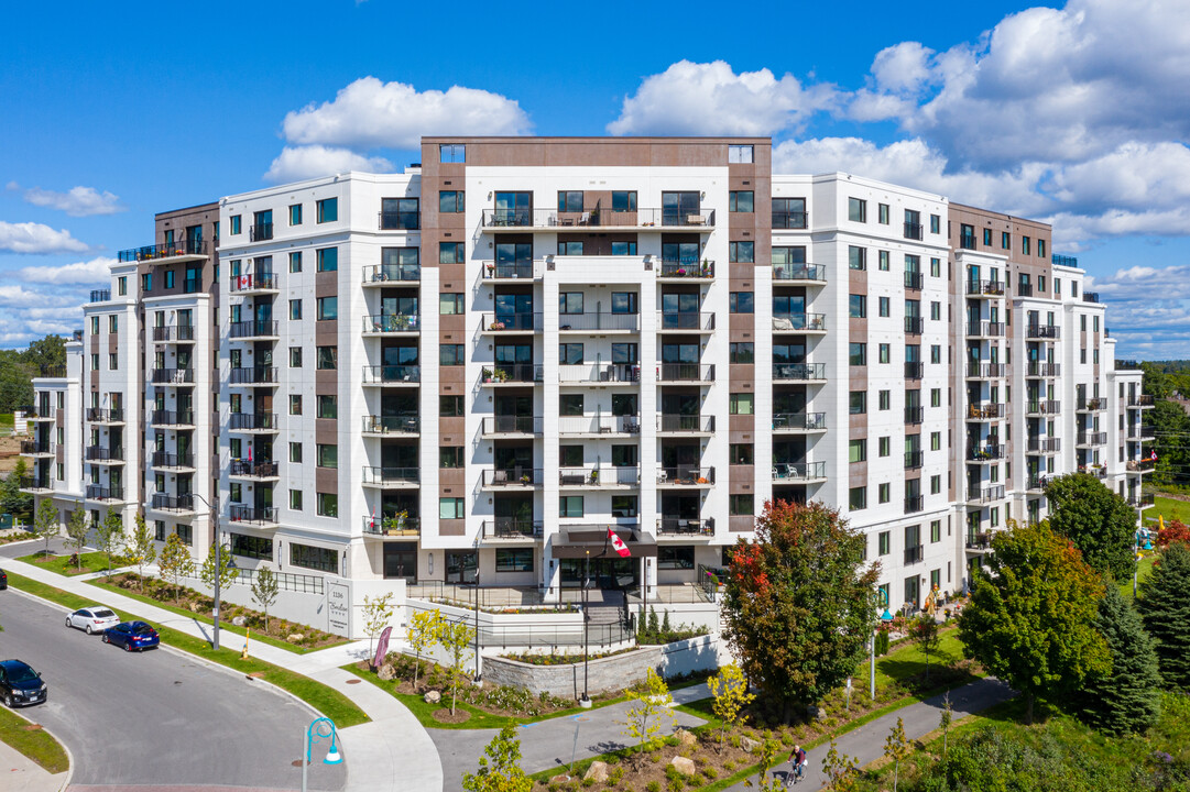 Saint Emilion in Kanata, ON - Building Photo