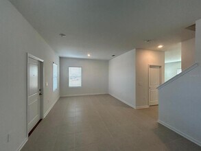 5792 Meditation Dr in Clermont, FL - Building Photo - Building Photo