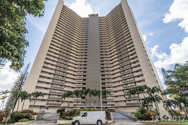 property at 98-099-99 Uao Pl