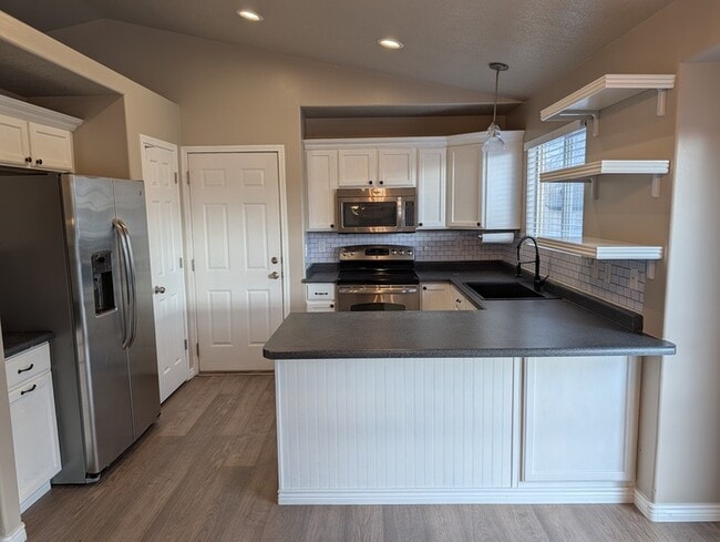 3391 W 1125 N in Layton, UT - Building Photo - Building Photo