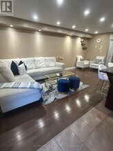 715 Grandview St N in Oshawa, ON - Building Photo - Building Photo