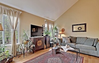 71 Encampment Dr in Bedminster, NJ - Building Photo - Building Photo