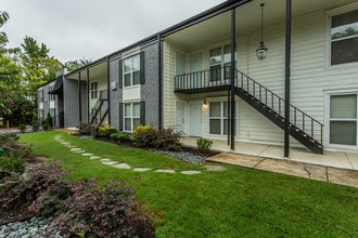 The Residence in Memphis, TN - Building Photo - Building Photo