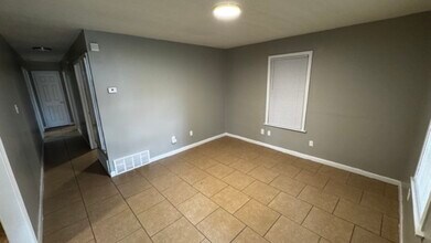 1496 Oakwood St in Memphis, TN - Building Photo - Building Photo