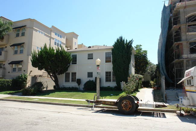 12044 Guerin St in Studio City, CA - Building Photo - Building Photo