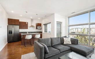 2958 Syracuse St, Unit 306 in Denver, CO - Building Photo