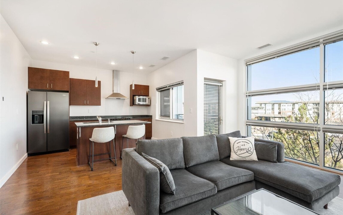 2958 Syracuse St, Unit 306 in Denver, CO - Foto de edificio