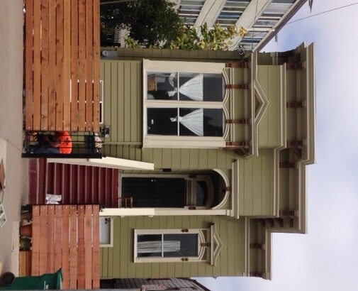 1432 12th St in Oakland, CA - Building Photo