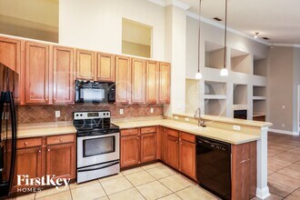 14728 Falling Waters Dr in Jacksonville, FL - Foto de edificio - Building Photo