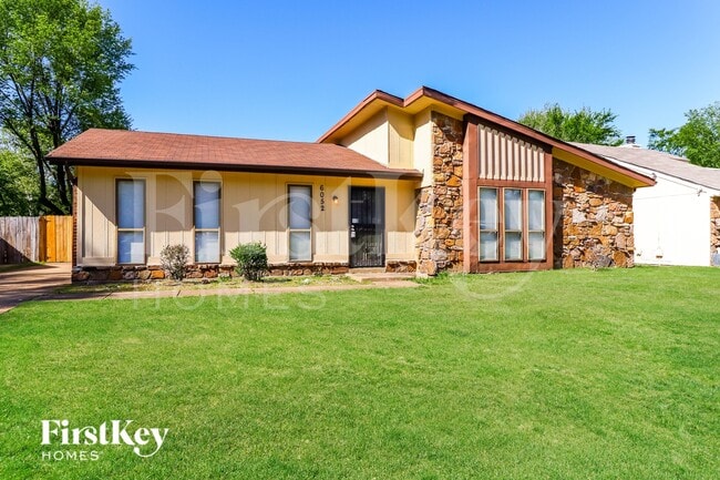 6052 Scarlet Leaf Dr in Memphis, TN - Building Photo - Building Photo